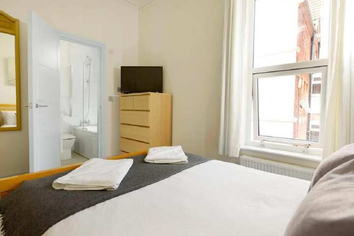 Room 18 of 39