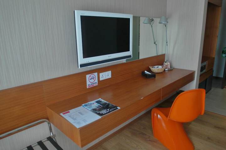 Room 16 of 55