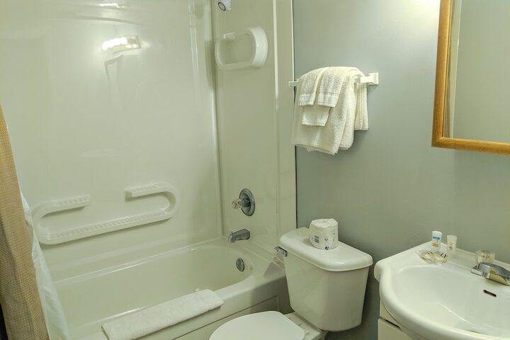Room 14 of 21