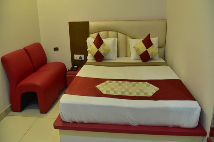 Room 20 of 37