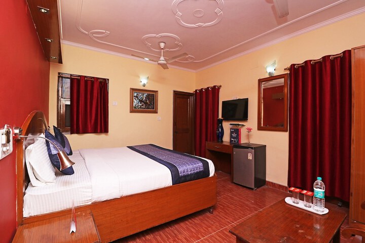 Room 25 of 34