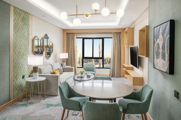 Room 15 of 22
