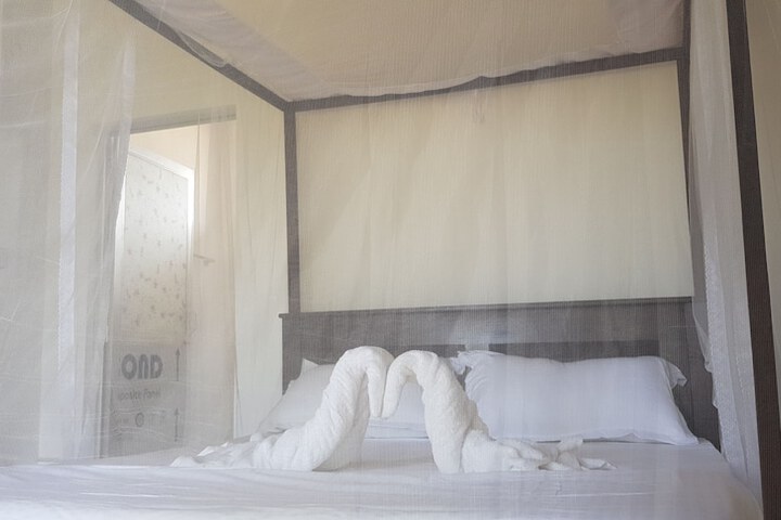 Room 8 of 32