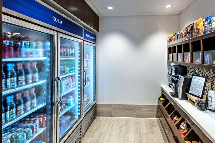 Snack bar