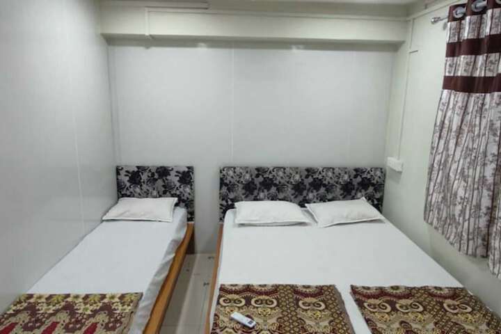 Room 6 of 23
