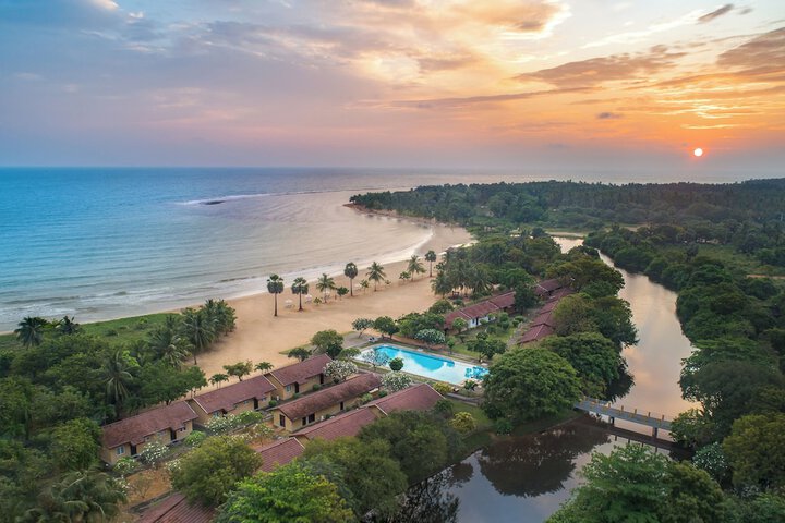 Amethyst Resort Passikudah