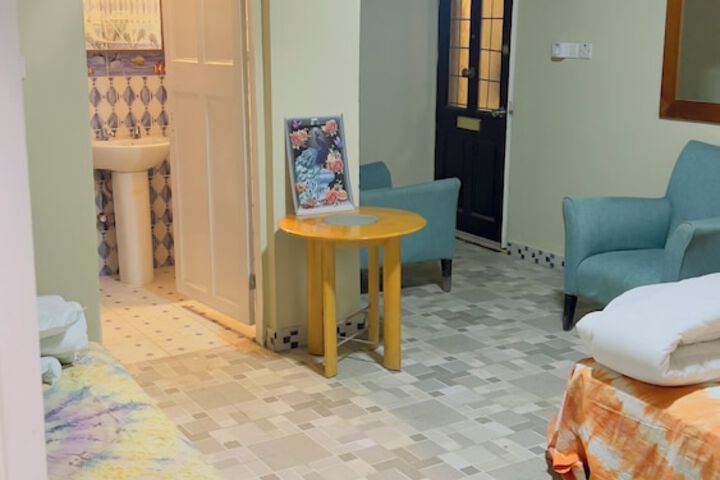 Room 3 of 11