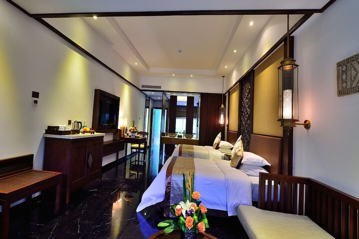 Room 14 of 74