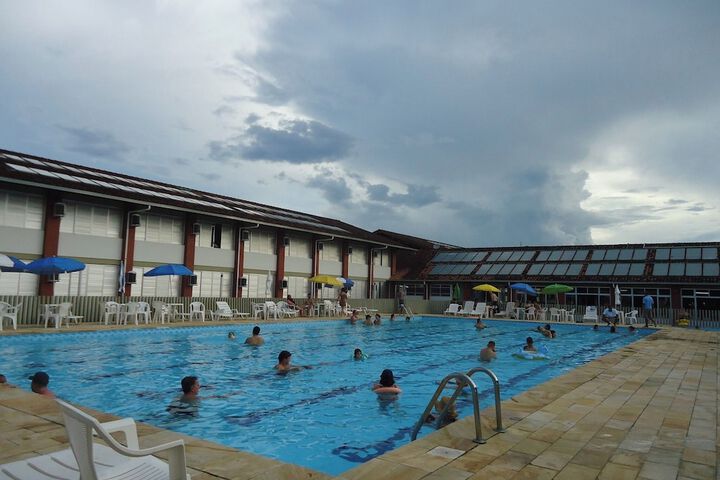 Pool 25 of 63