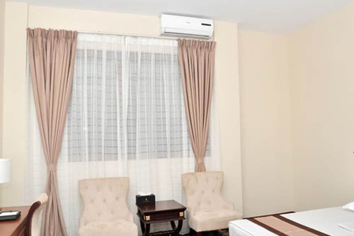 Room 35 of 51