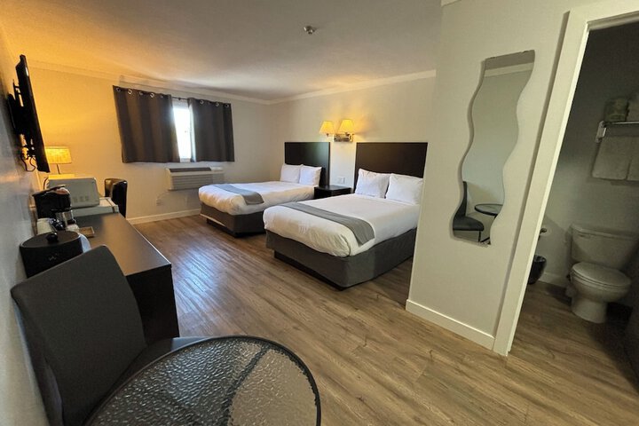 Room 9 of 52