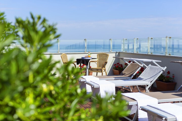 Terrace/Patio 48 of 139