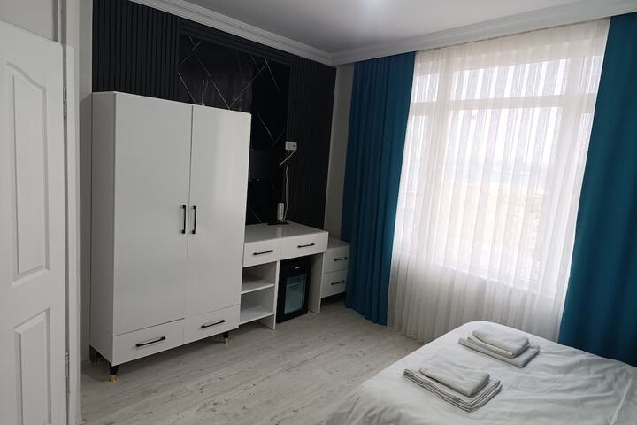 Room 14 of 49