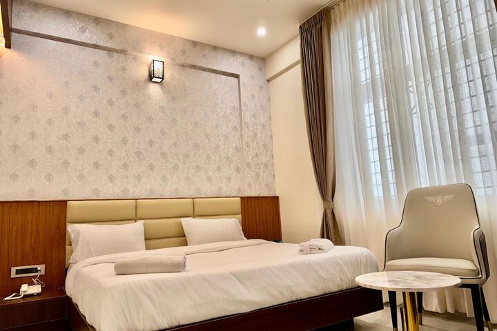 Room 3 of 19