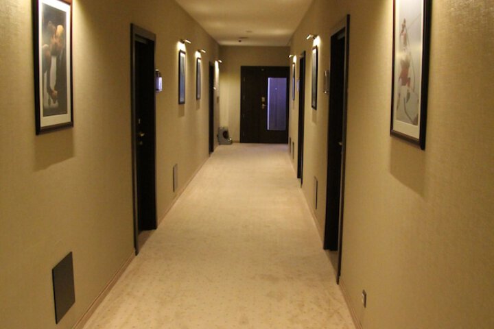 Ballroom/Hall 76 of 81