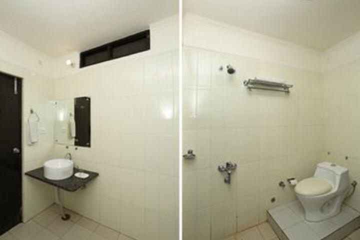 Room 3 of 21