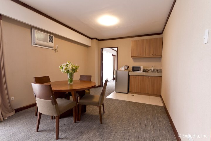 Room 81 of 156