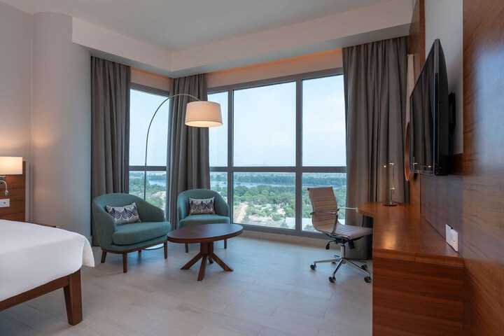 Room 48 of 108