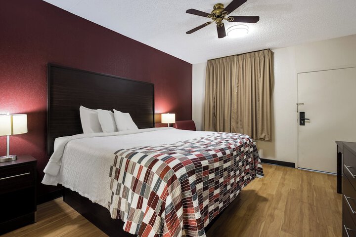 Room 15 of 41