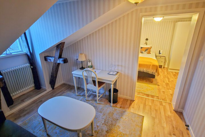 Room 36 of 75