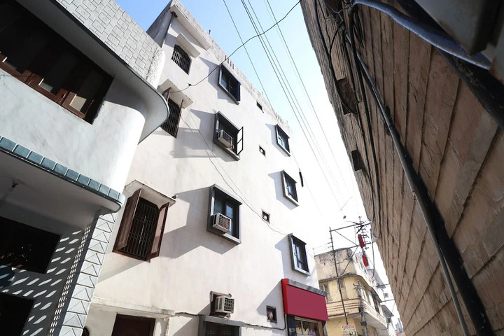 OYO 27802 HOTEL BOOM ROOM