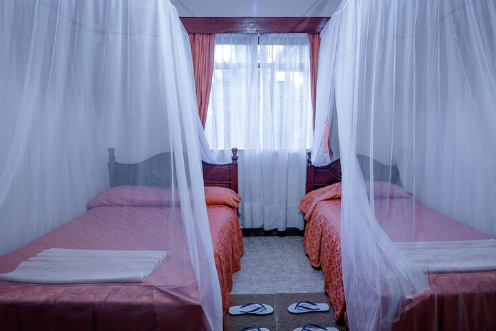 Room 6 of 23