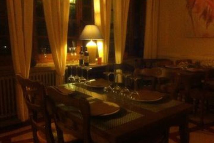 Dining 40 of 44