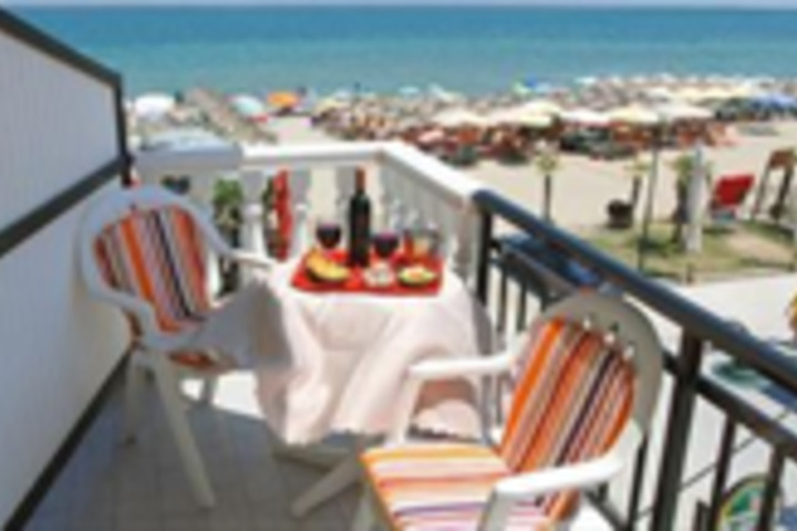 EL GRECO BEACH HOTEL