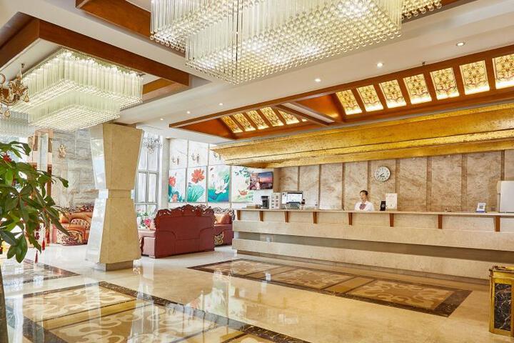 General 82 of 161