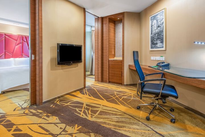 Room 54 of 127