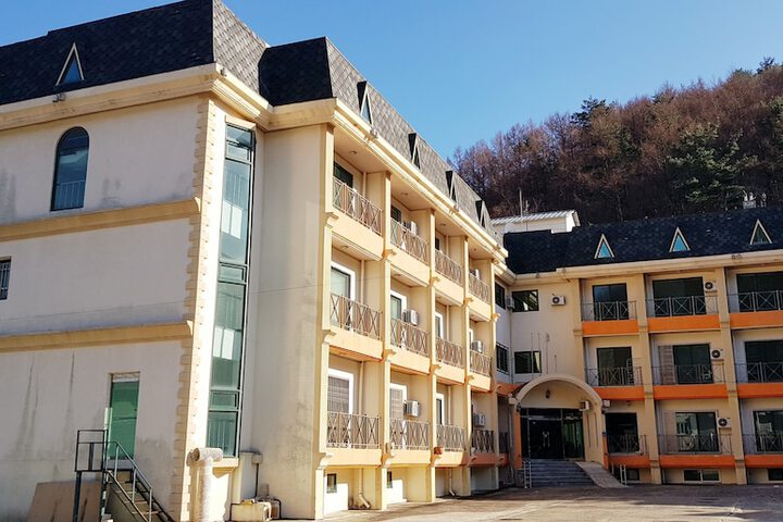 Back to Eden Resotel