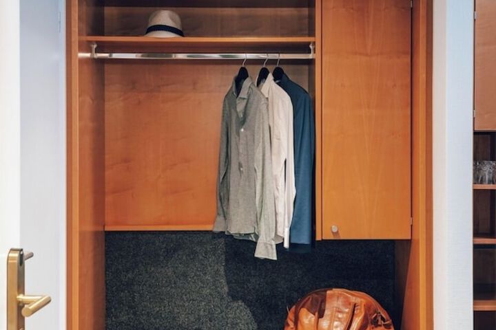 Room 8 of 45