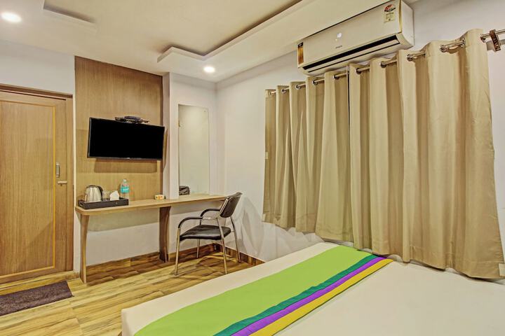 Room 17 of 29