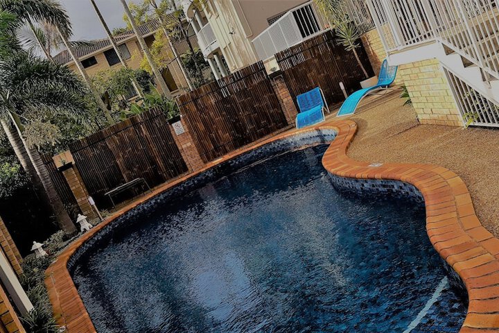 Pool 62 of 76