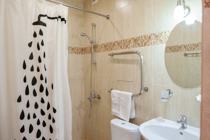 Room 35 of 42