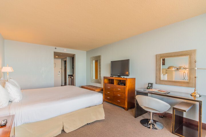 Room 5 of 262