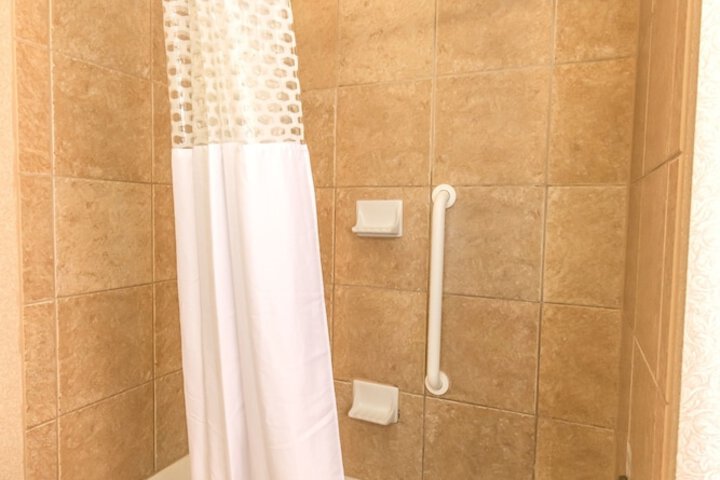 Bathroom shower