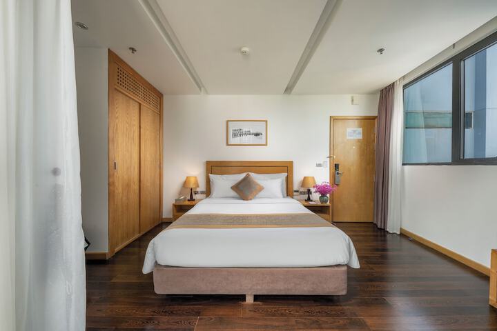 Room 14 of 98