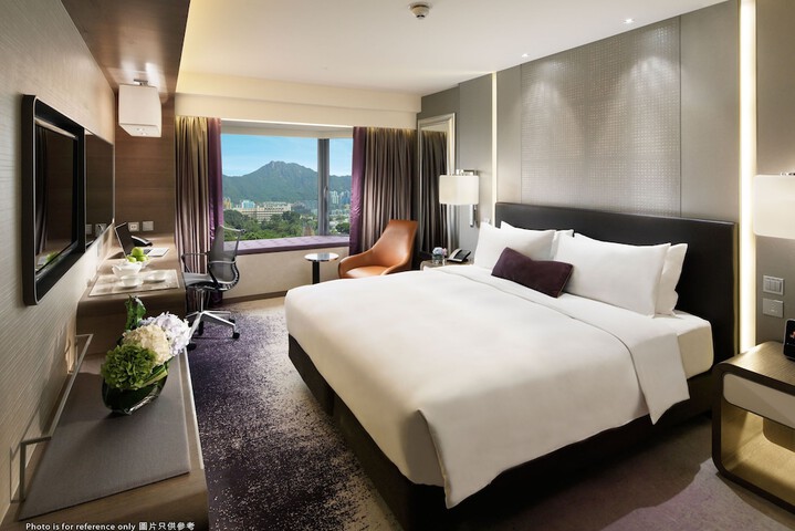 Room 19 of 42