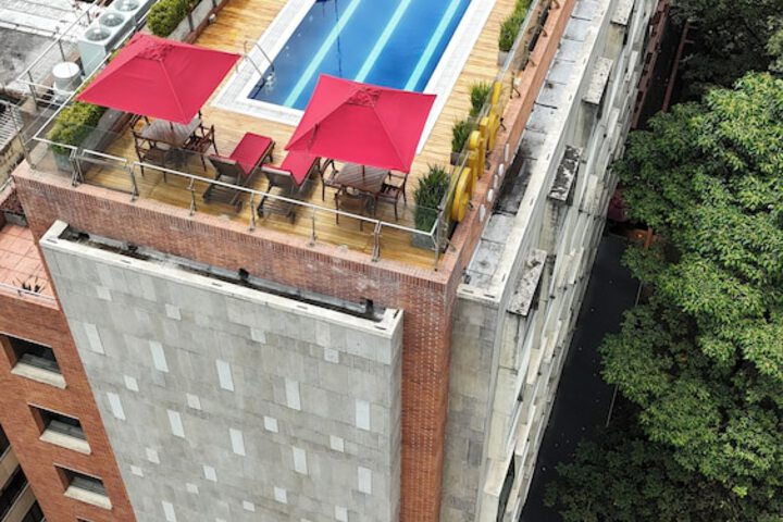 Hotel with Pool