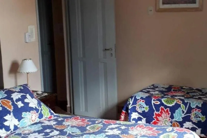 Room 6 of 21