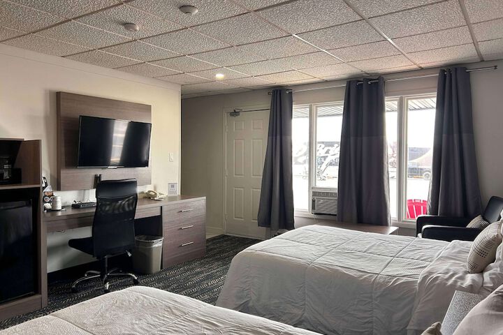 Room 7 of 24