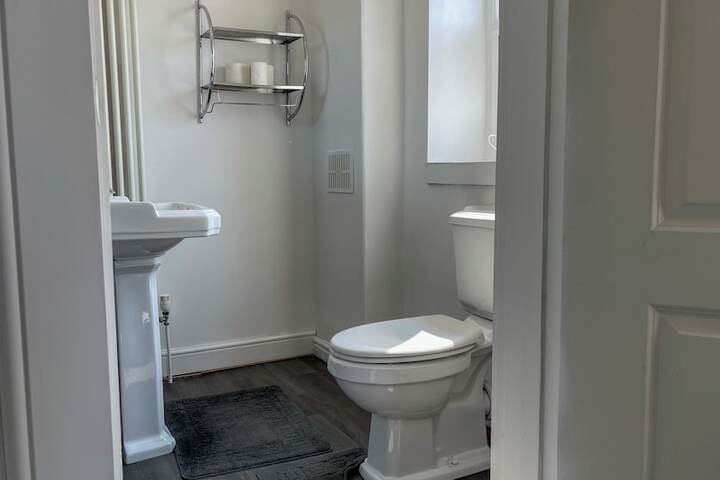 Room 103 of 156