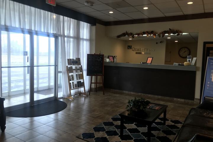 Guest Lobby