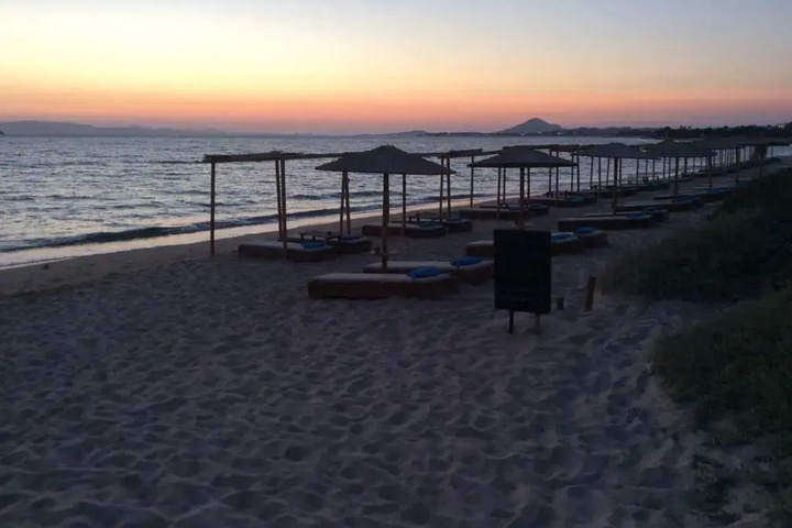 Beach 9 of 13