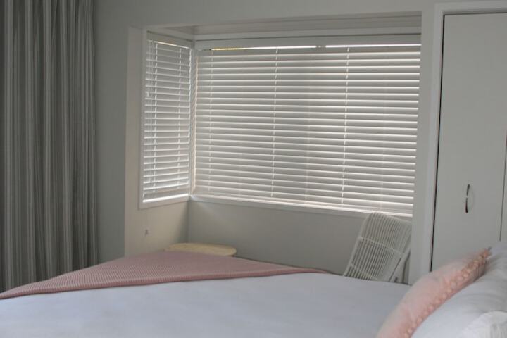 Room 16 of 96