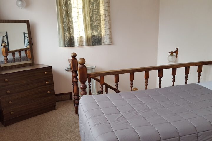 Room 17 of 46
