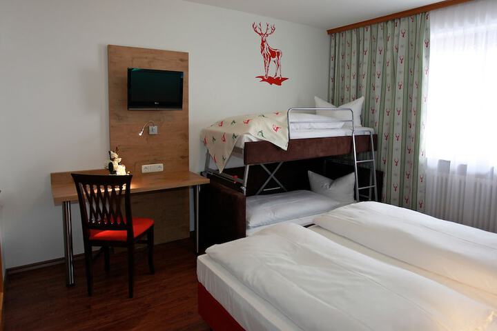 Room 8 of 59
