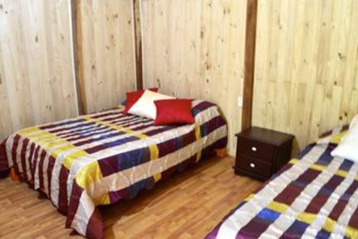 Room 33 of 48