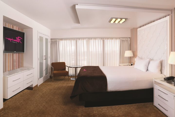 Room 31 of 144